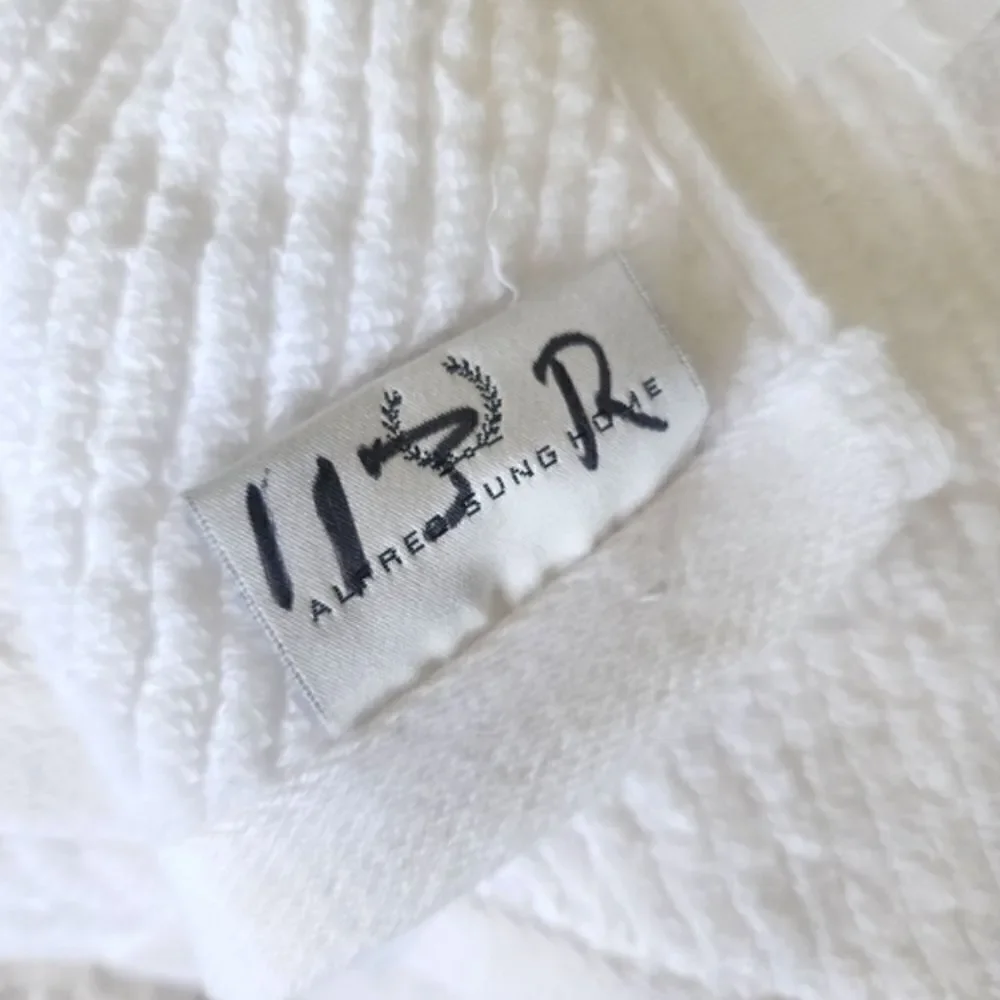 ALFRED SUNG towel 6 pieces set 2 bath 2 hand and 2 wash towels